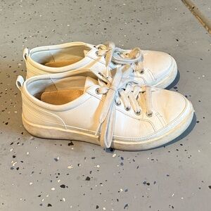 Vionic winny white tennis shoe women’s 7.5